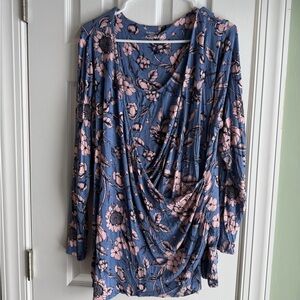 Motherhood Maternity Floral Draped Top - Blue and Pink- never worn